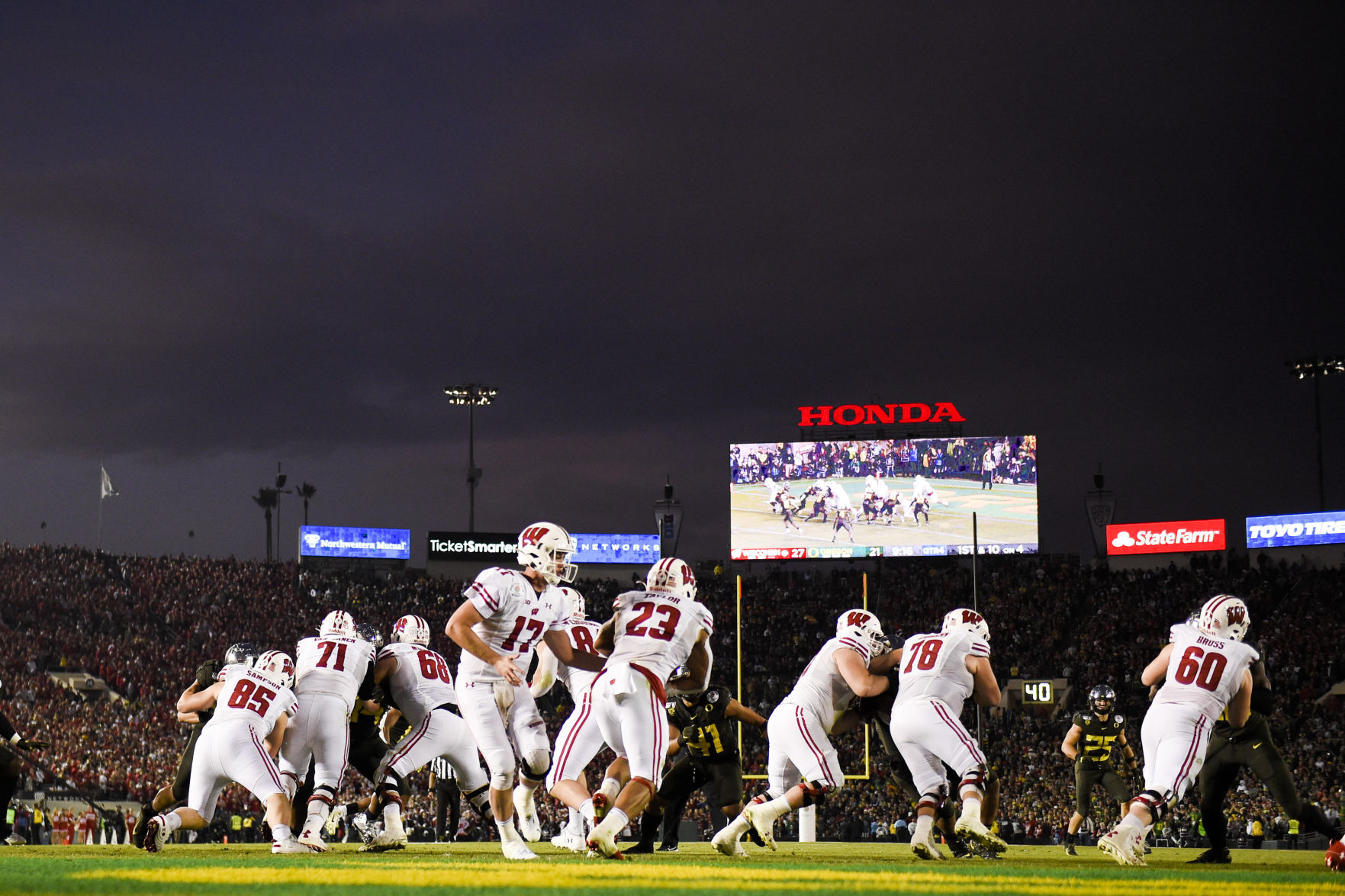 Ducks 28, Badgers 27